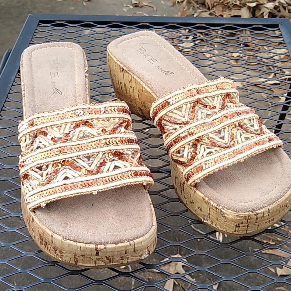 BKE Cork Rainbot sequins shoes size 9